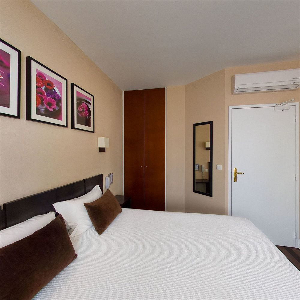 Ama Hotel Биариц Екстериор снимка