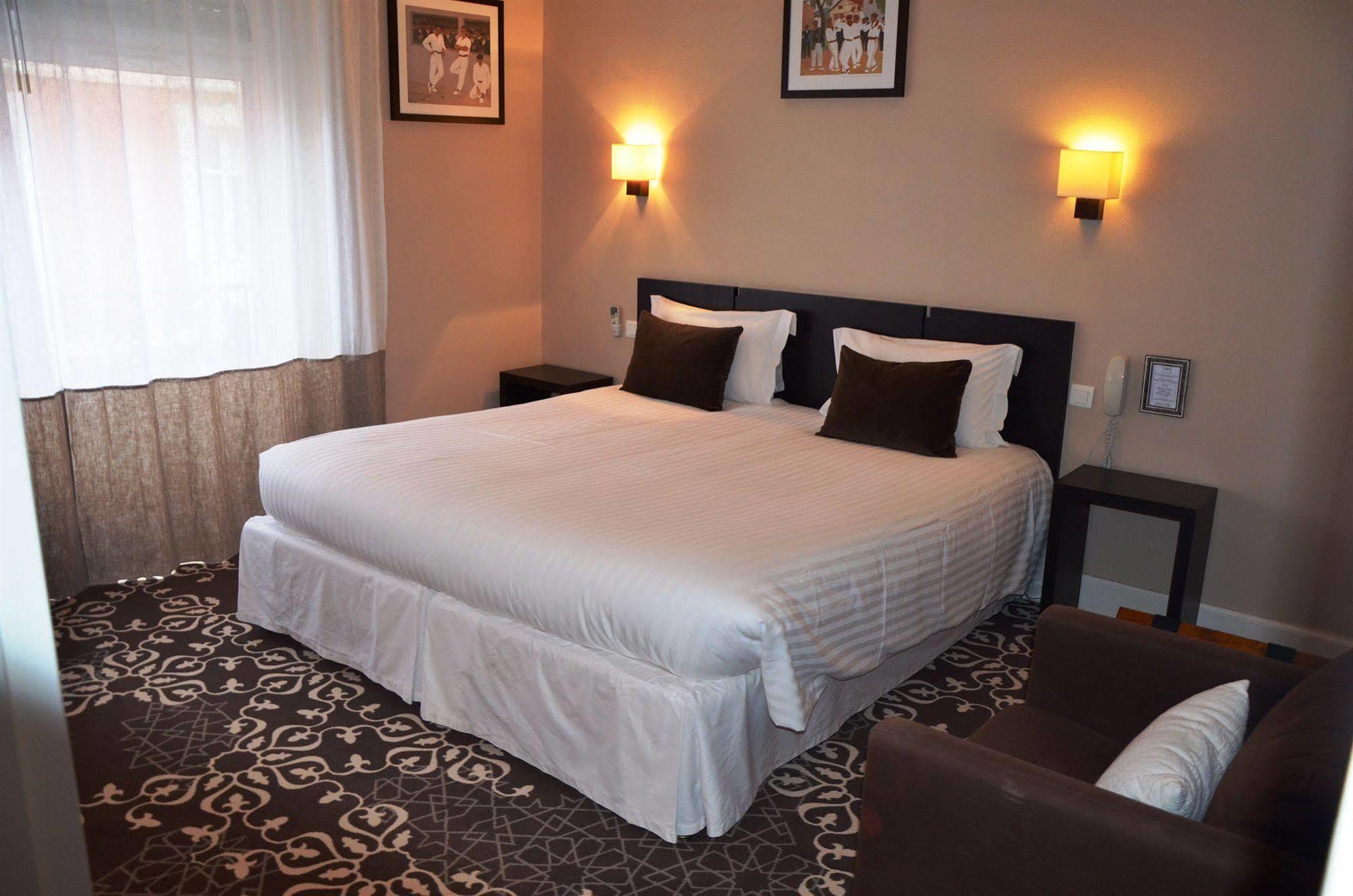 Ama Hotel Биариц Екстериор снимка